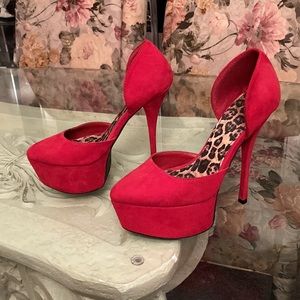 Red faux suede platform pumps